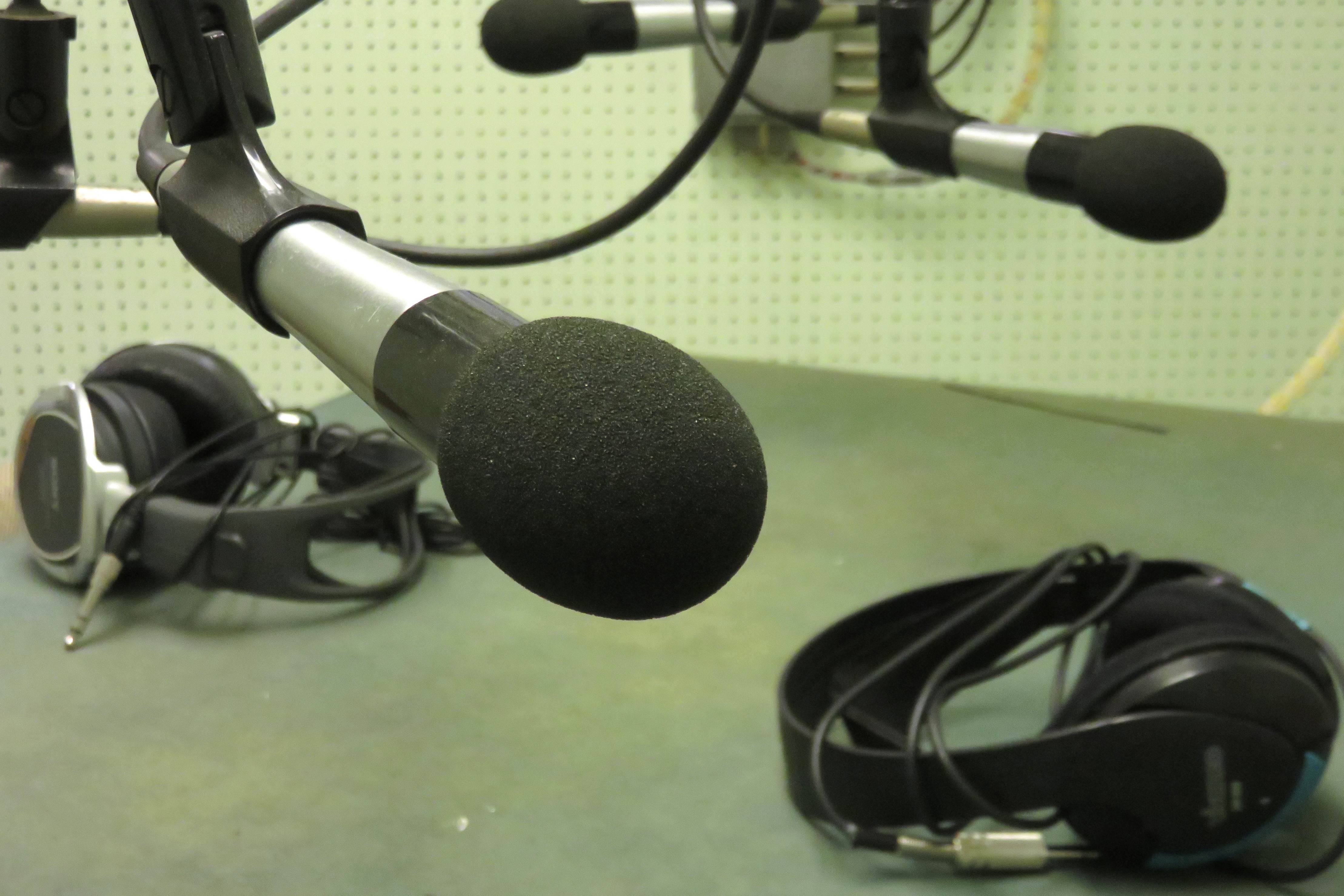 Picture showing some microphones and headphones